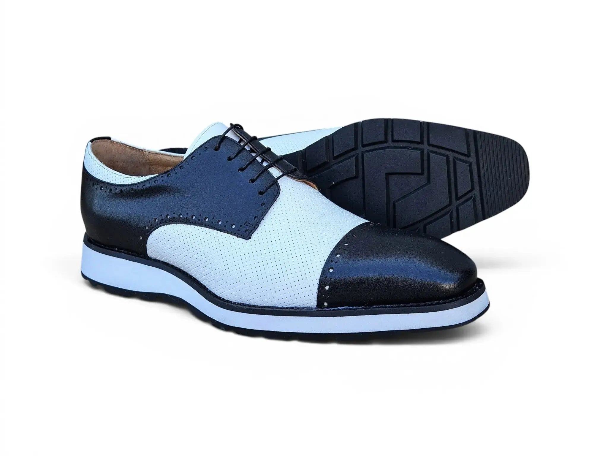 Two Tone Cap Toe Oxford Carrucci
