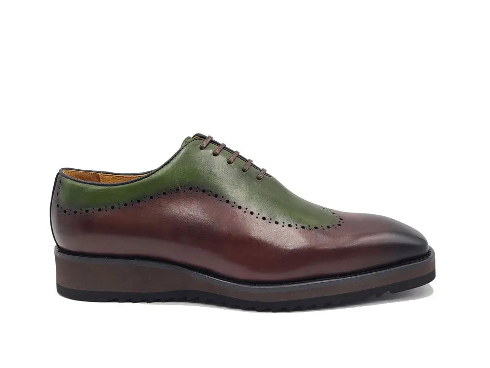 Two Tone Oxford With Lightweight Sole Carrucci