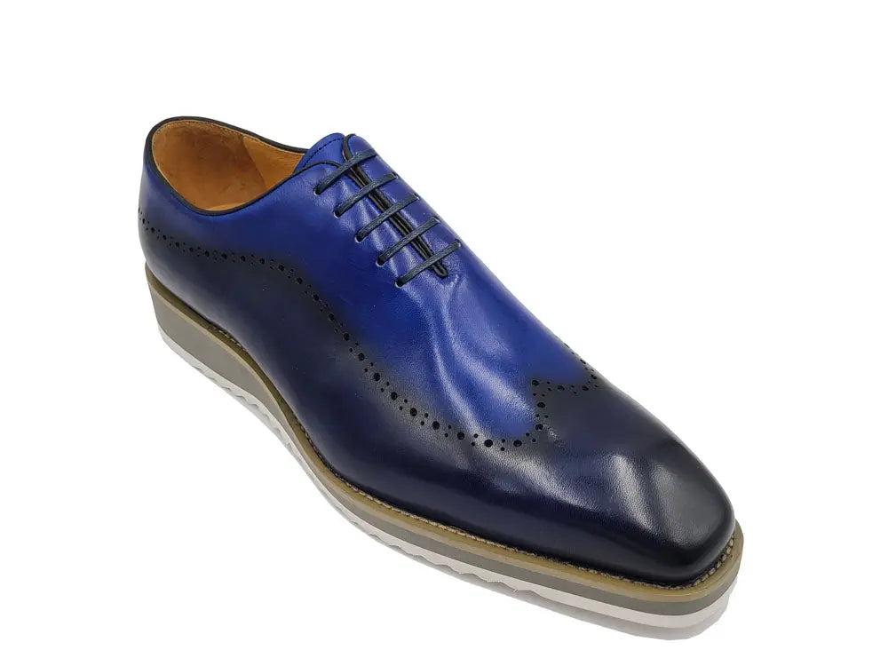Two Tone Oxford With Lightweight Sole Carrucci