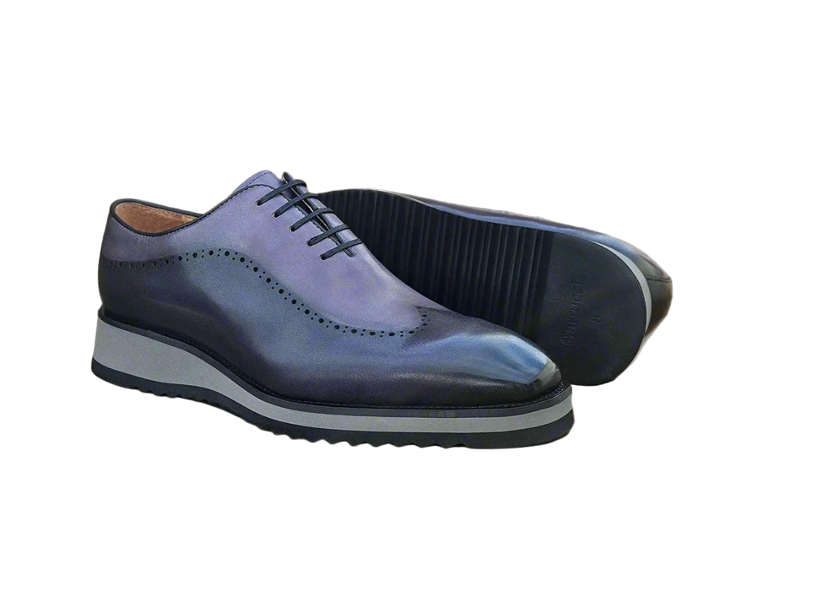 Two Tone Oxford With Lightweight Sole Carrucci