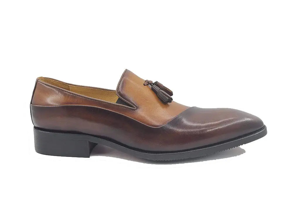 Two Tone Tassel Loafer Carrucci