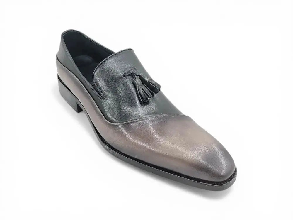Two Tone Tassel Loafer Carrucci
