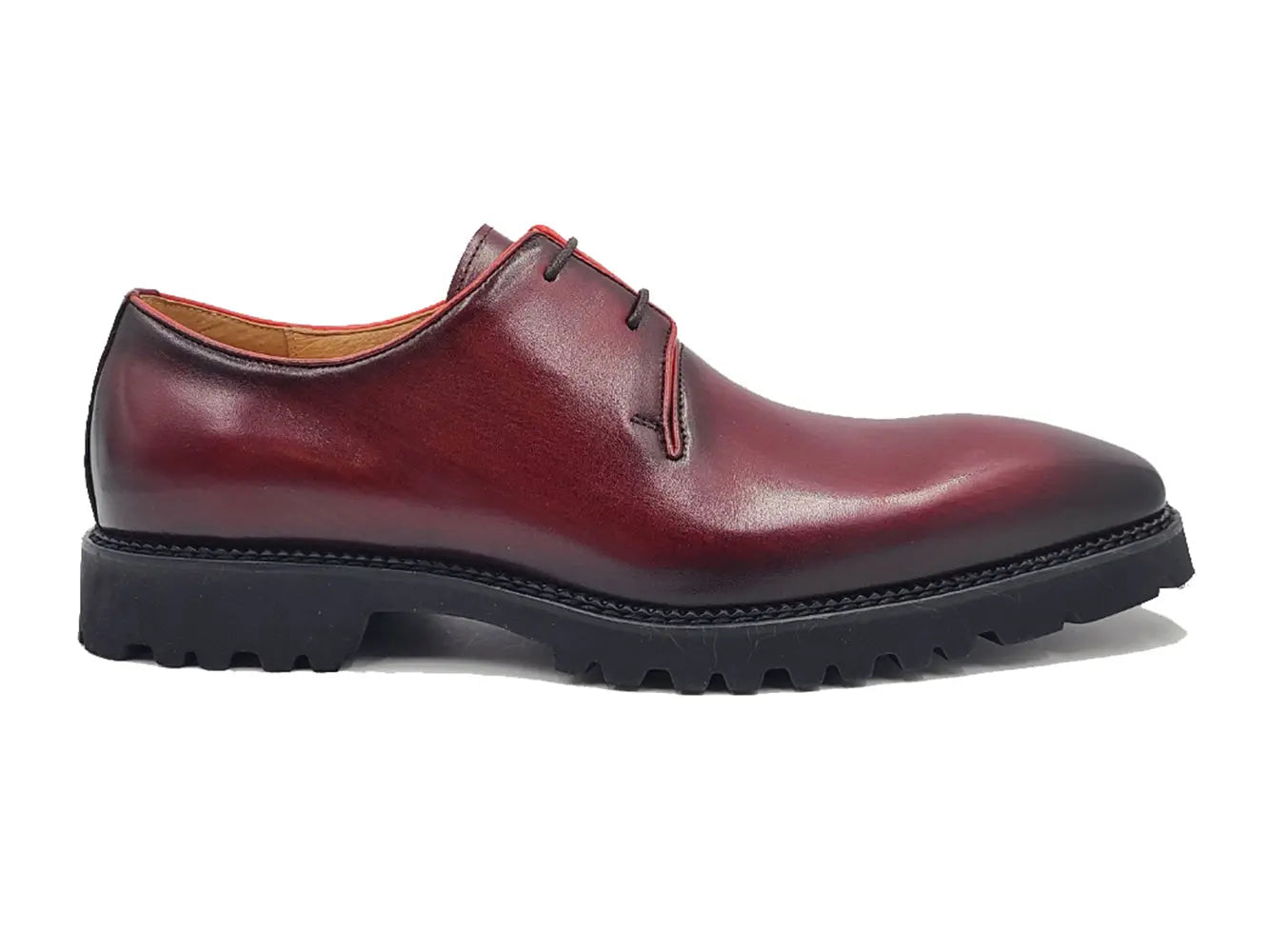 Whole Cut Derby With Lug Sole Carrucci