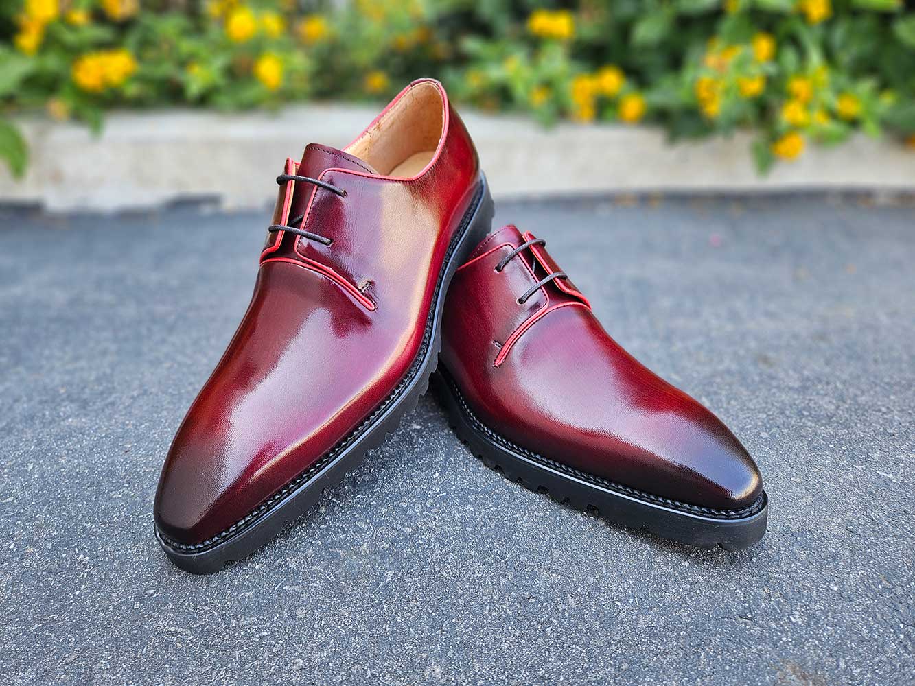 Whole Cut Derby With Lug Sole Carrucci