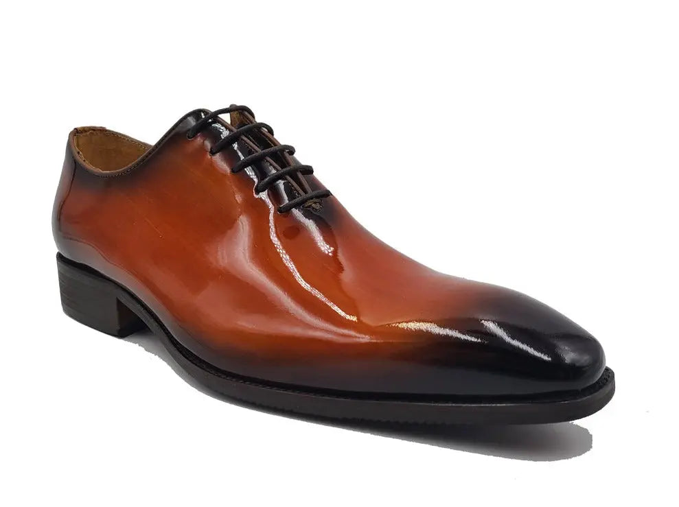 Wholecut Patent Leather Oxford Carrucci