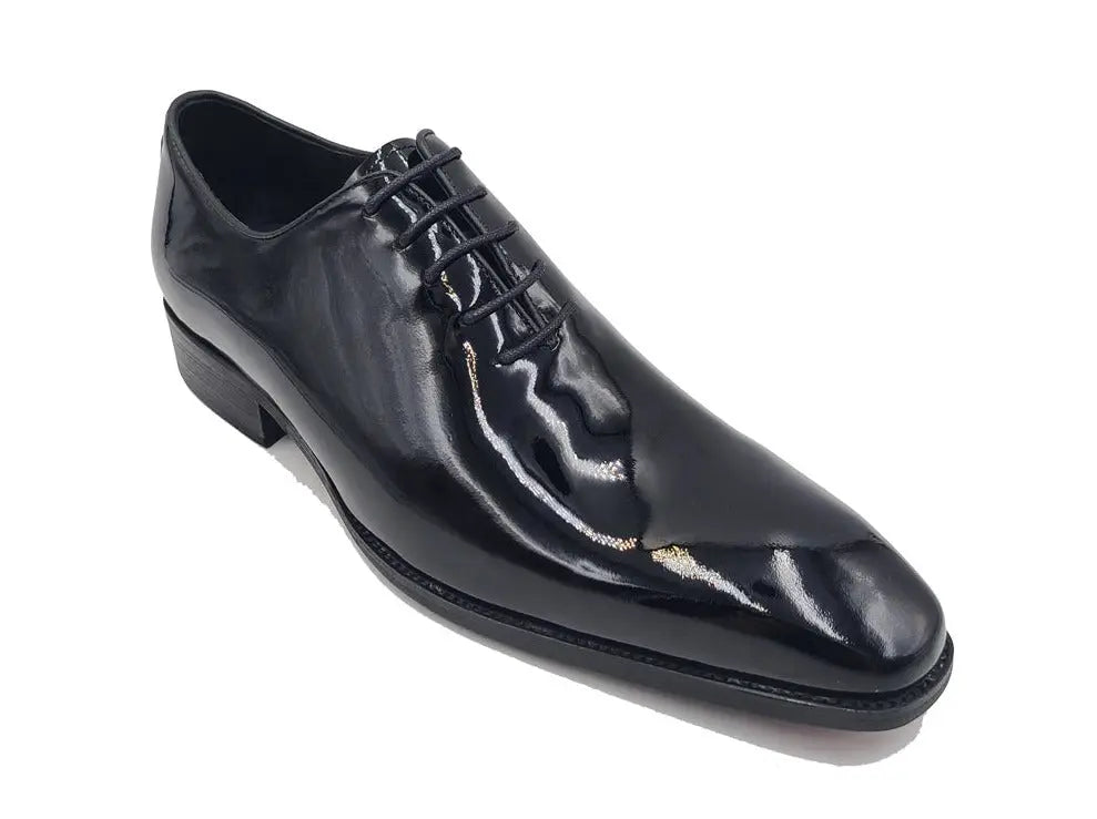 Wholecut Patent Leather Oxford Carrucci