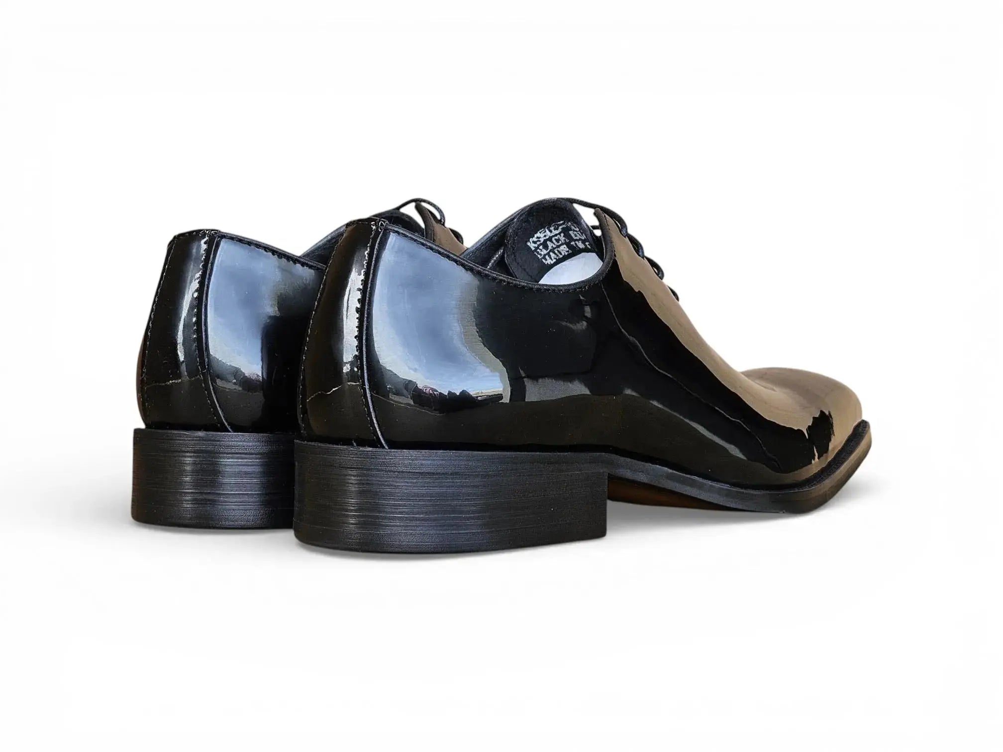 Wholecut Patent Leather Oxford Carrucci