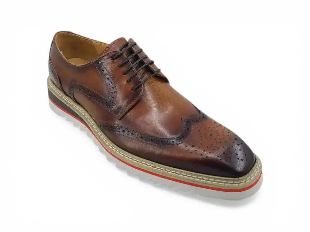 Wing-tip Blucher style Oxford with ligtweight sole Carrucci
