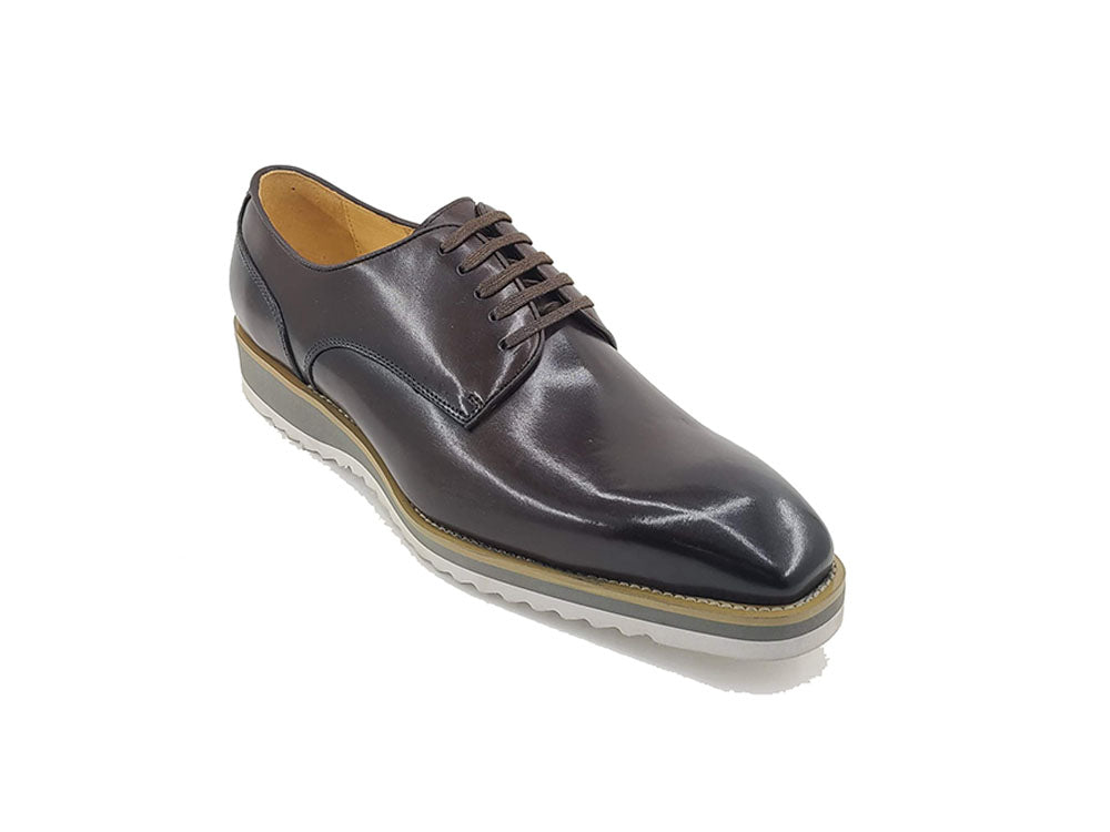 Carrucci Lace-up Leather Derby