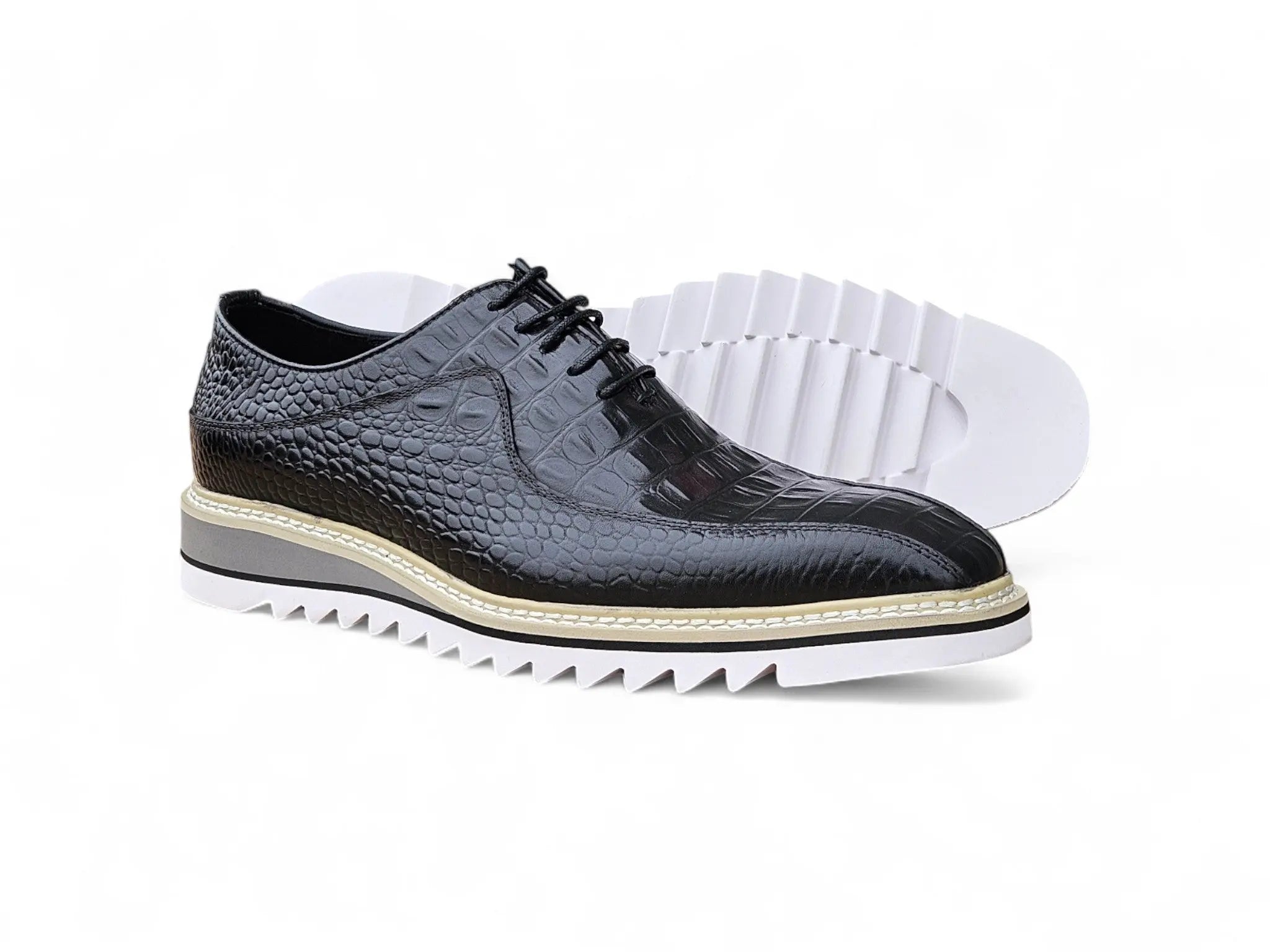 Alligator Embossed Leather Derby Carrucci