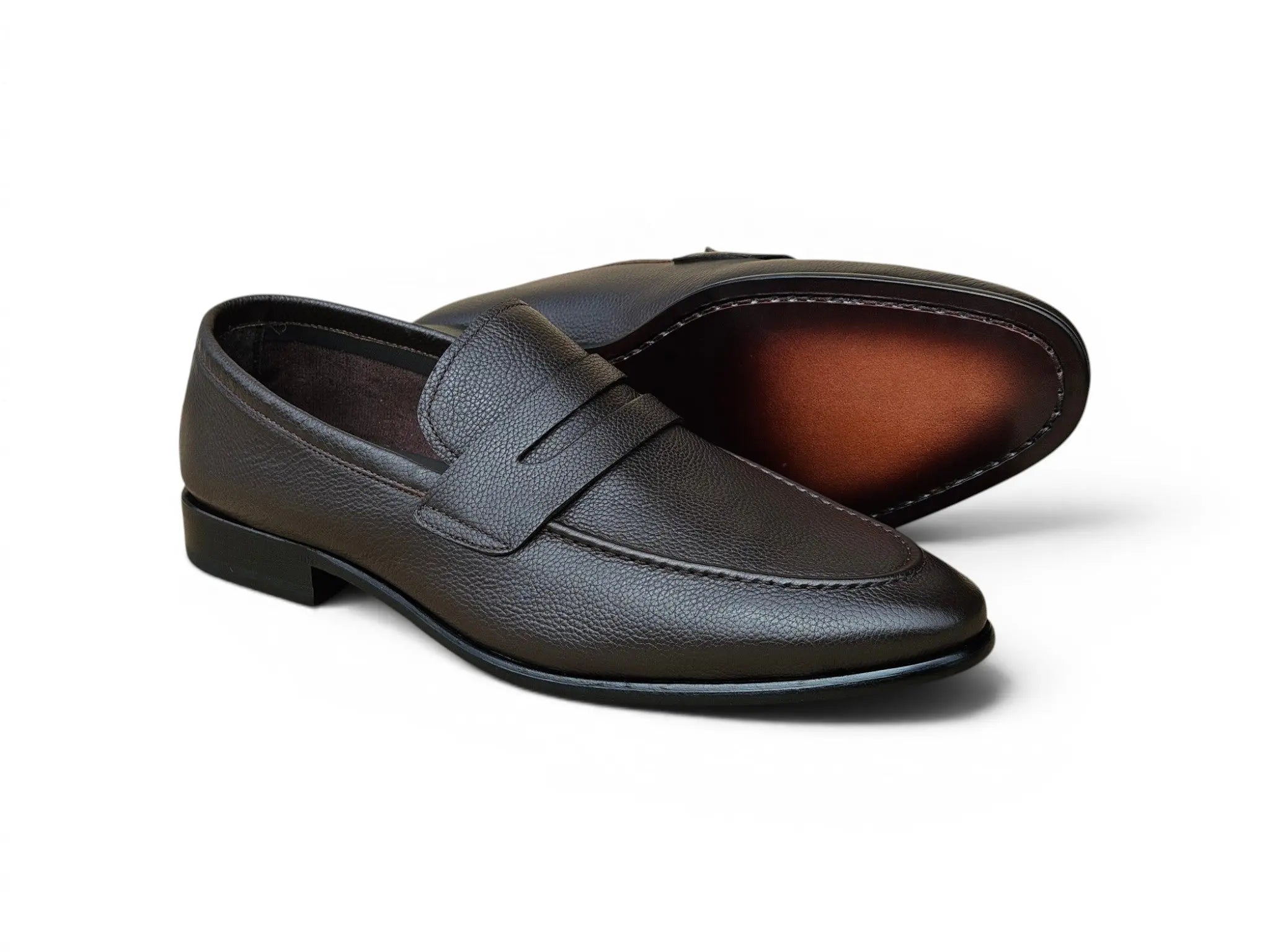 Axel Penny Loafer Tumble Leather Carrucci
