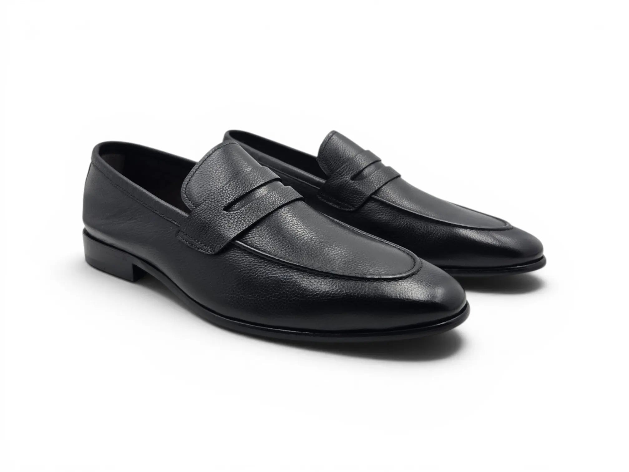 Axel Penny Loafer Tumble Leather Carrucci