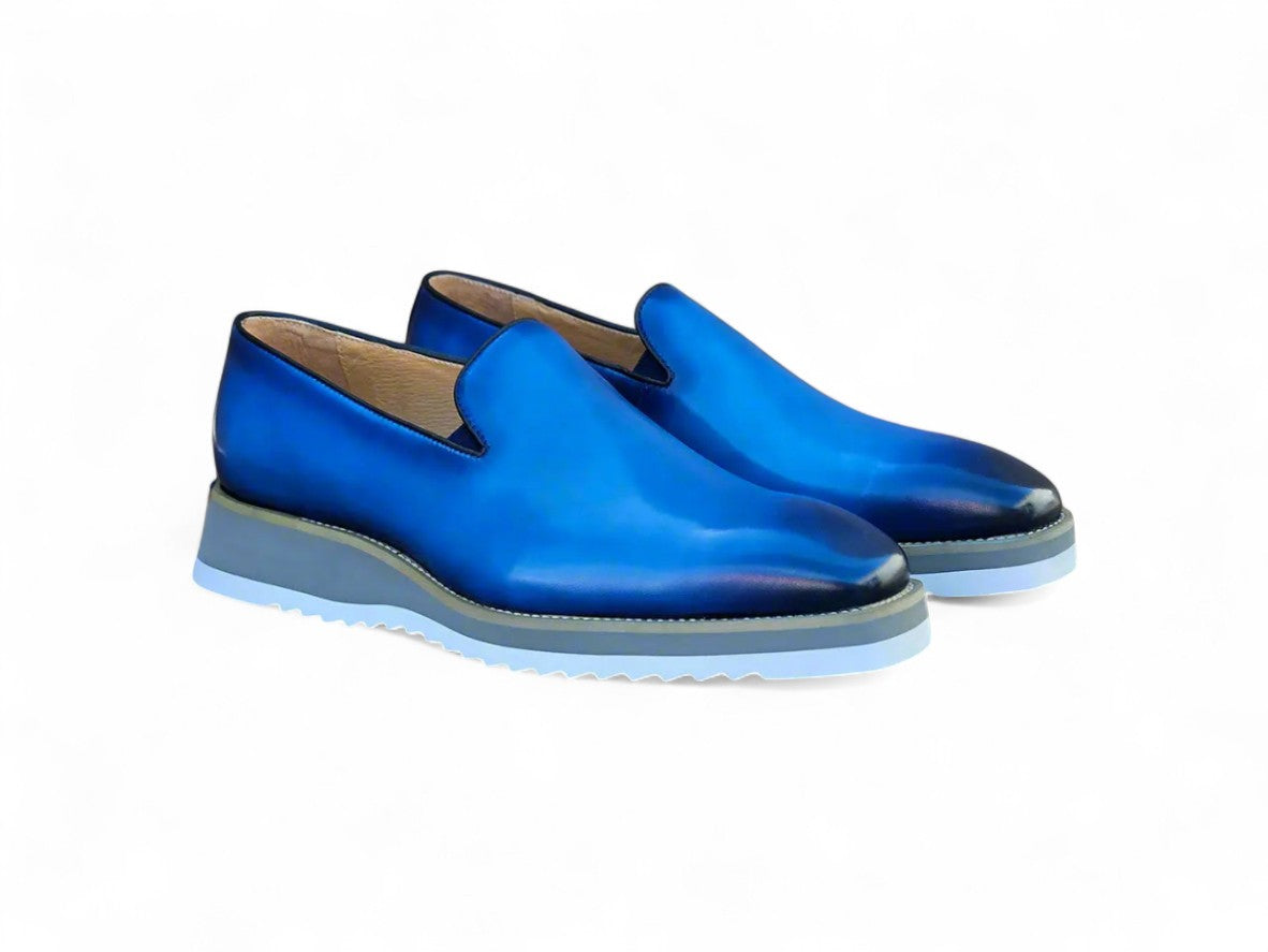 Burnished Wholecut Loafer Lightweight Sole Carrucci