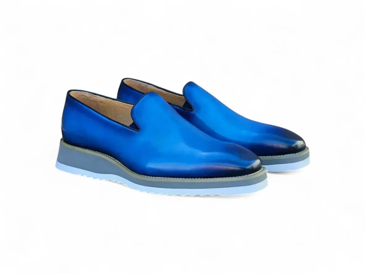 Burnished Wholecut Loafer Lightweight Sole Carrucci