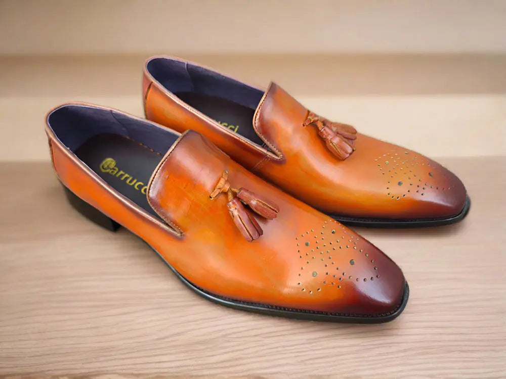 Burnished Wholecut Tassel Loafer Carrucci