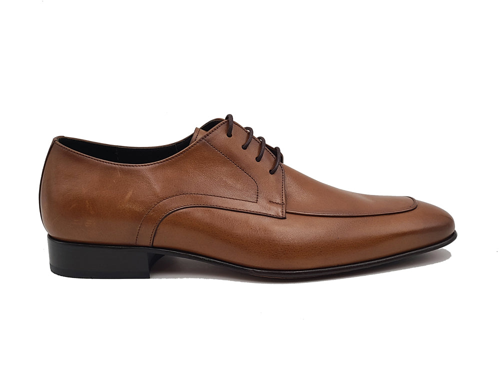 Classic Sophisticated Lace-up MOC Derby