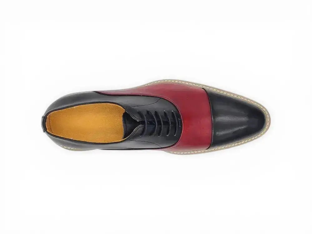 Five Eyelets Brogue Oxford Carrucci