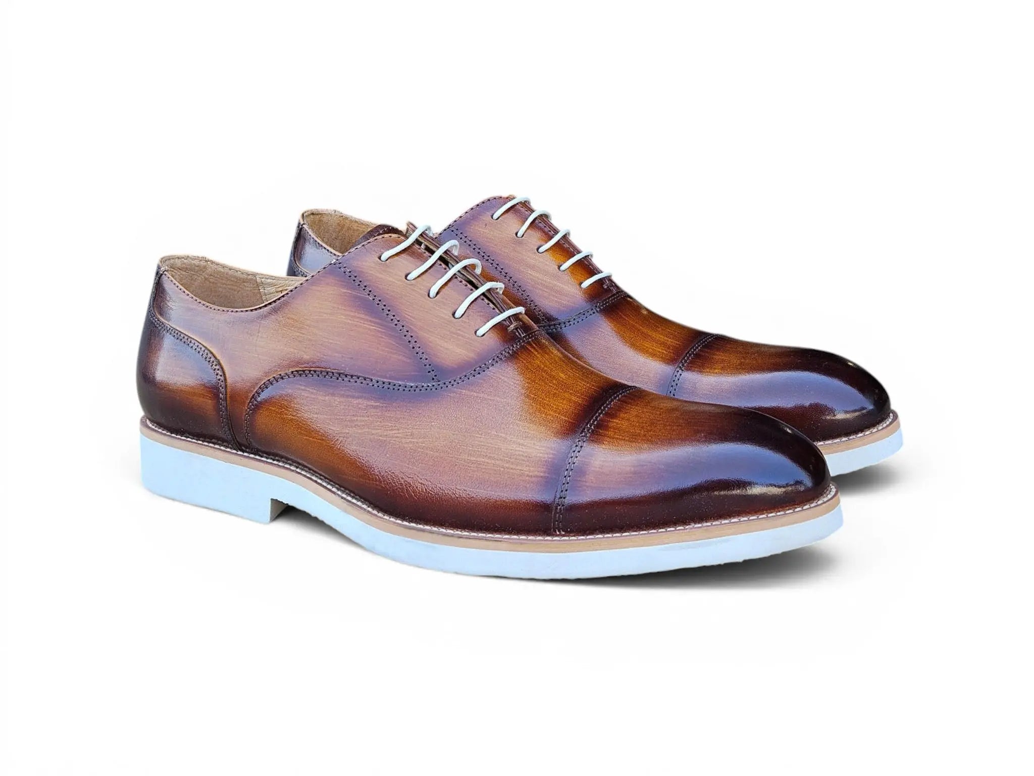 Cap Toe Oxford in Lightweight Sole Carrucci
