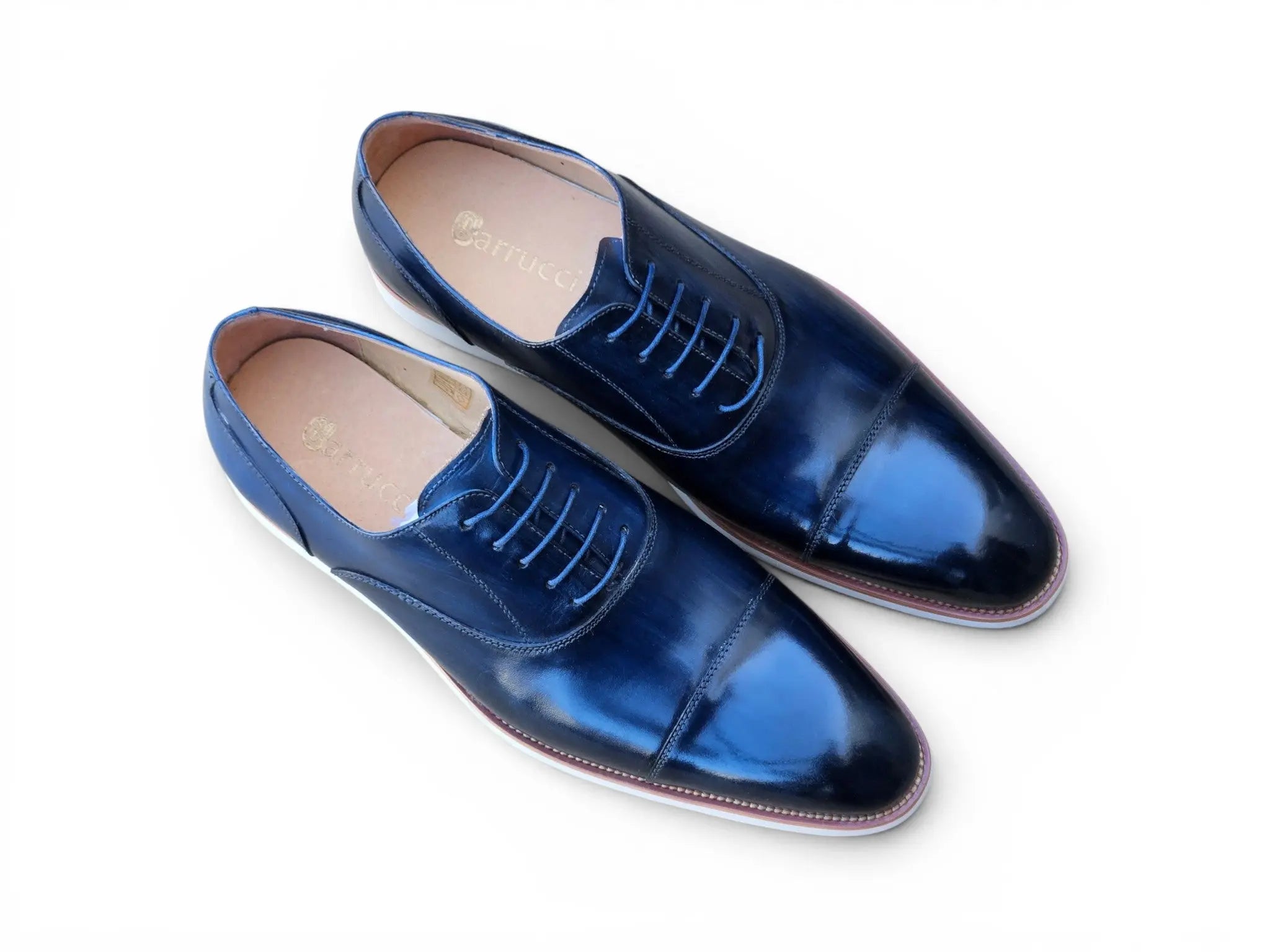 Cap Toe Oxford in Lightweight Sole Carrucci