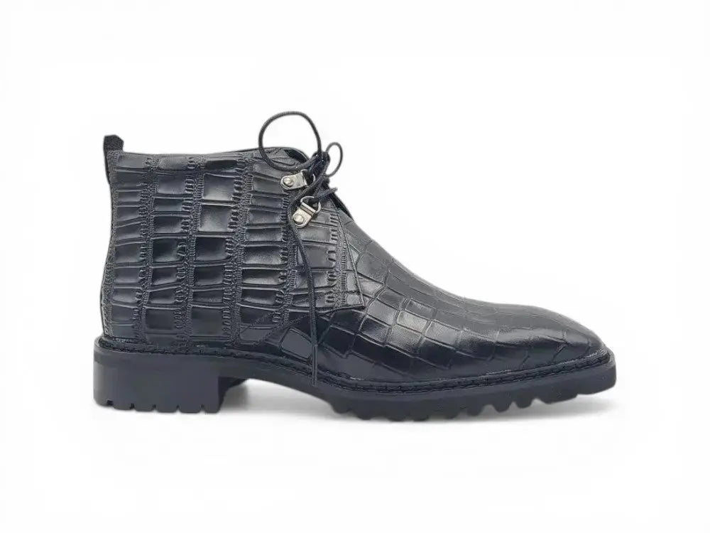 Embossed Chukka Boot Lug Sole Carrucci