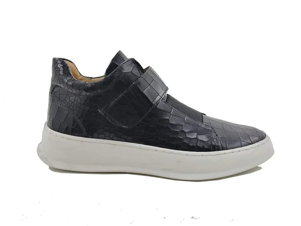 Embossed Mid-top Leather Sneaker Carrucci