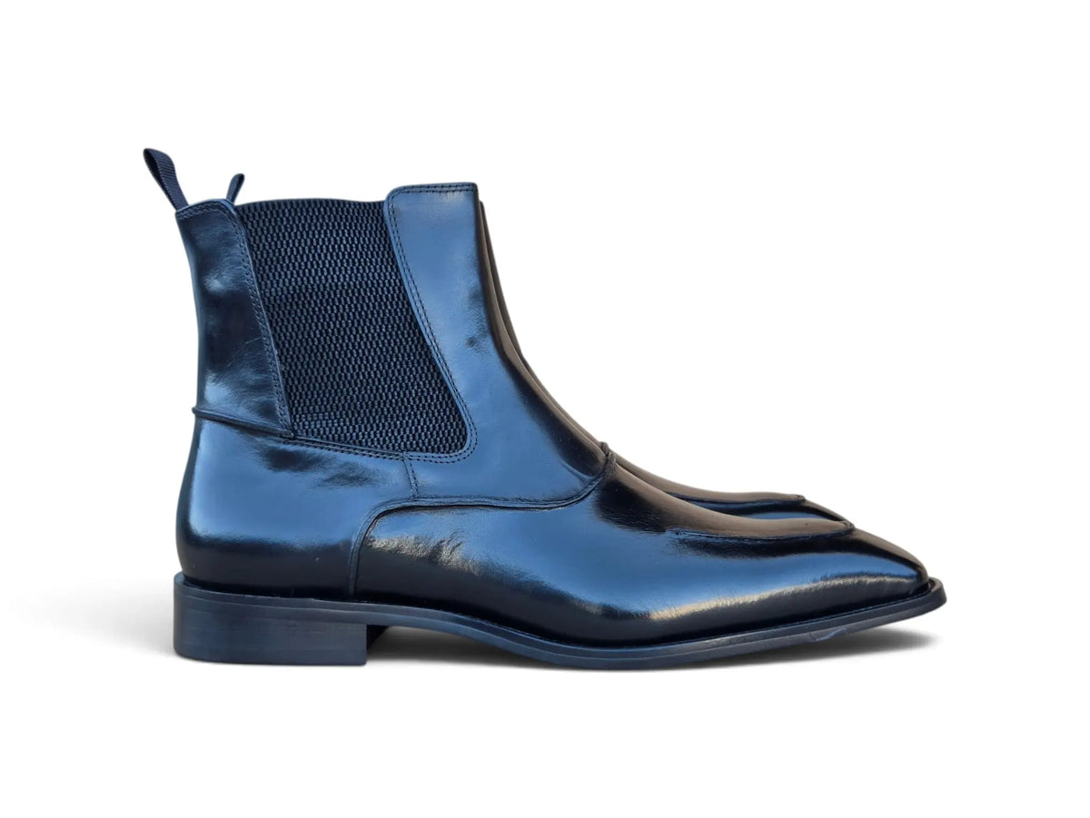 Enzo Apron Toe Chelsea Boot Carrucci