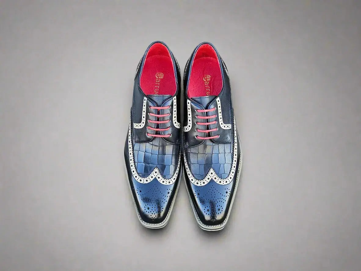 Gorgeous Lace-Up Oxford Carrucci