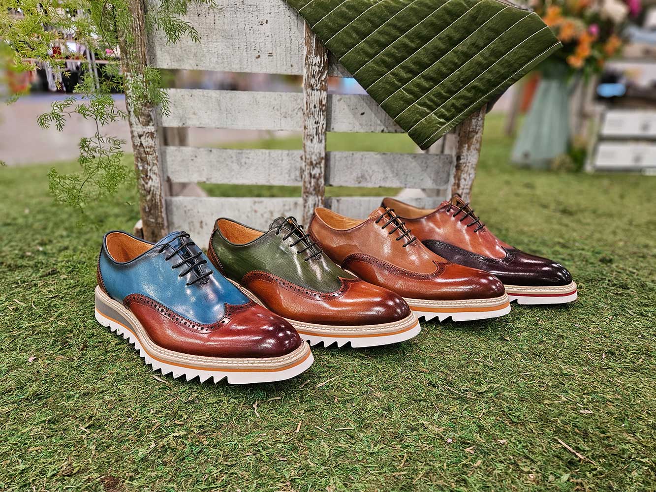 Gorgeous Two Tone Oxford Wingtip Carrucci