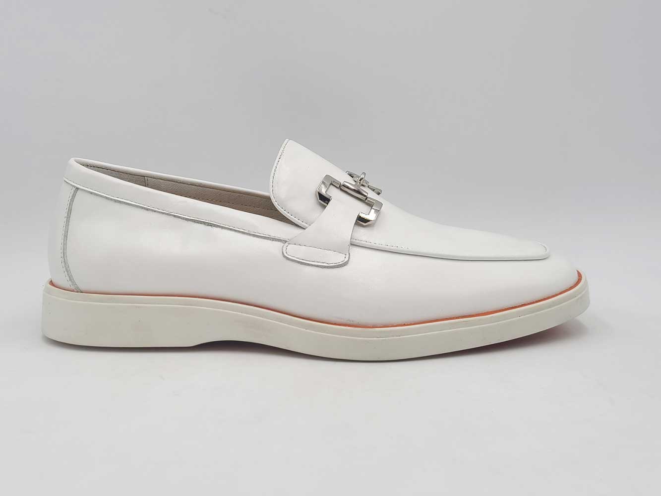 Horsebit Loafer in Sporty Sole Carrucci