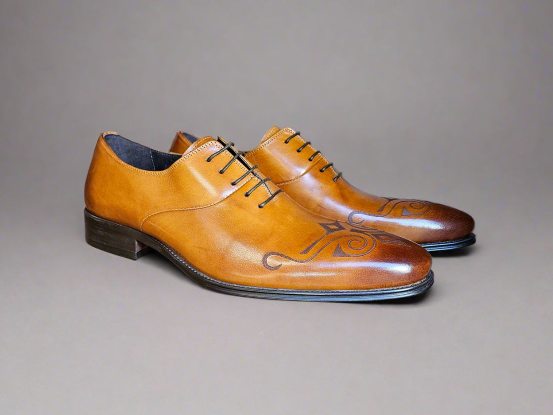 Modern Lace-up Oxford