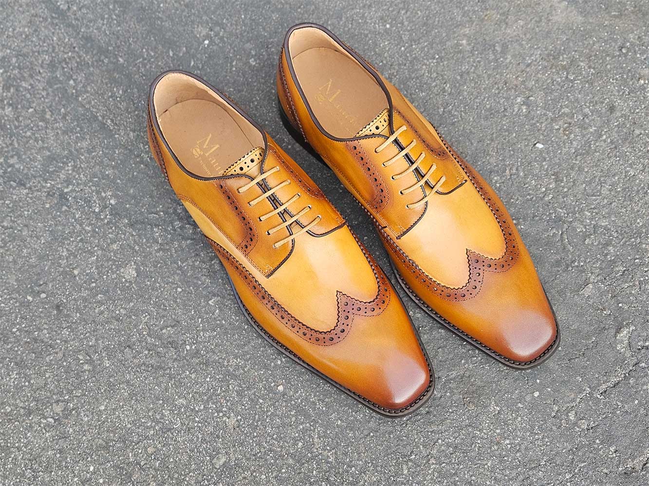 Oxford estilo blucher con punta de ala