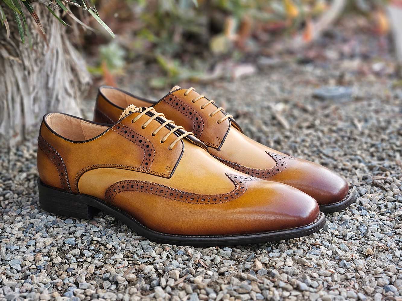 Oxford estilo blucher con punta de ala