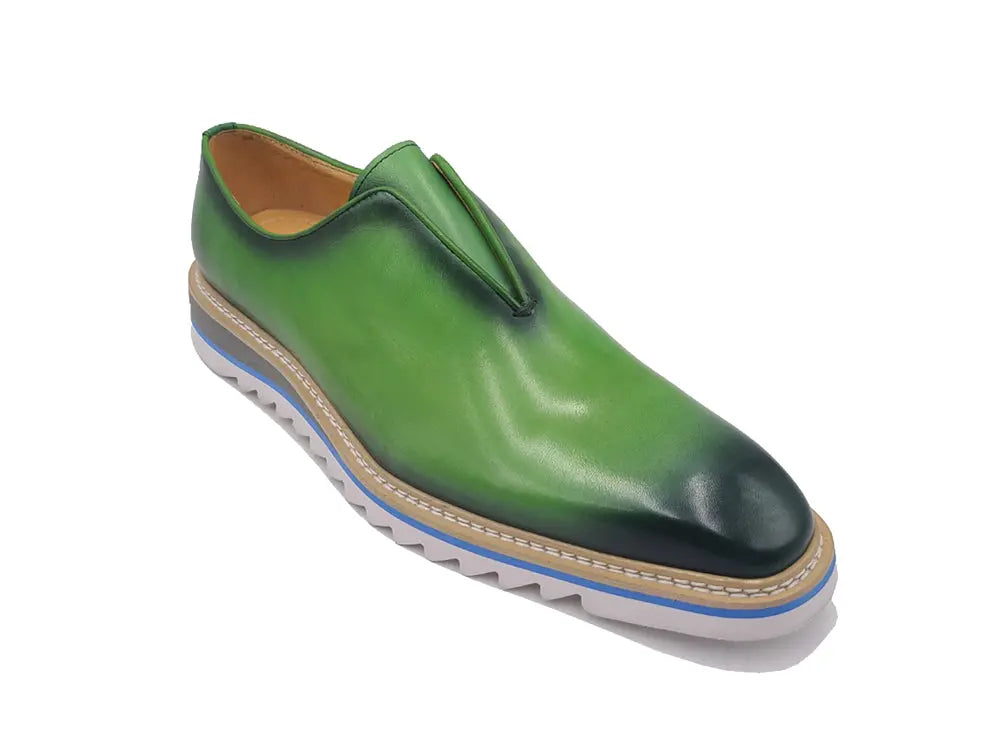 Laceless Loafer with Contrast color lightweight sole Carrucci