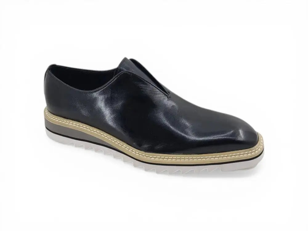 laceless-loafer-with-contrast-color-lightweight-sole