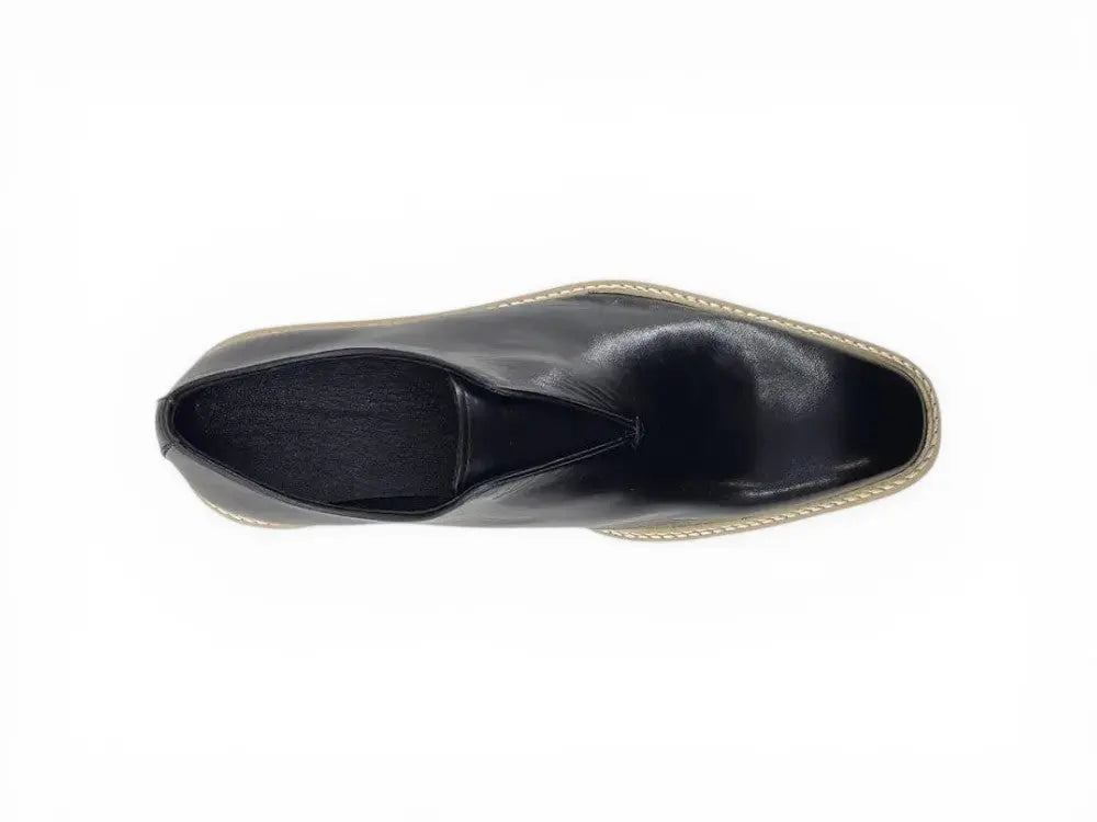 laceless-loafer-with-contrast-color-lightweight-sole