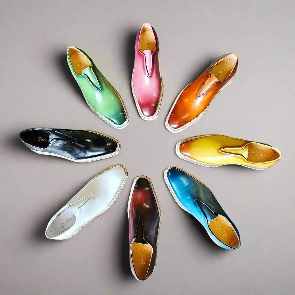 Laceless Loafer with Contrast color lightweight sole Carrucci