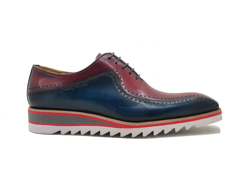 Stylish Two-Tone Brogue Oxford Carrucci