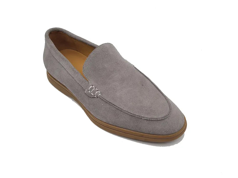 Supple Suede Loafer Carrucci