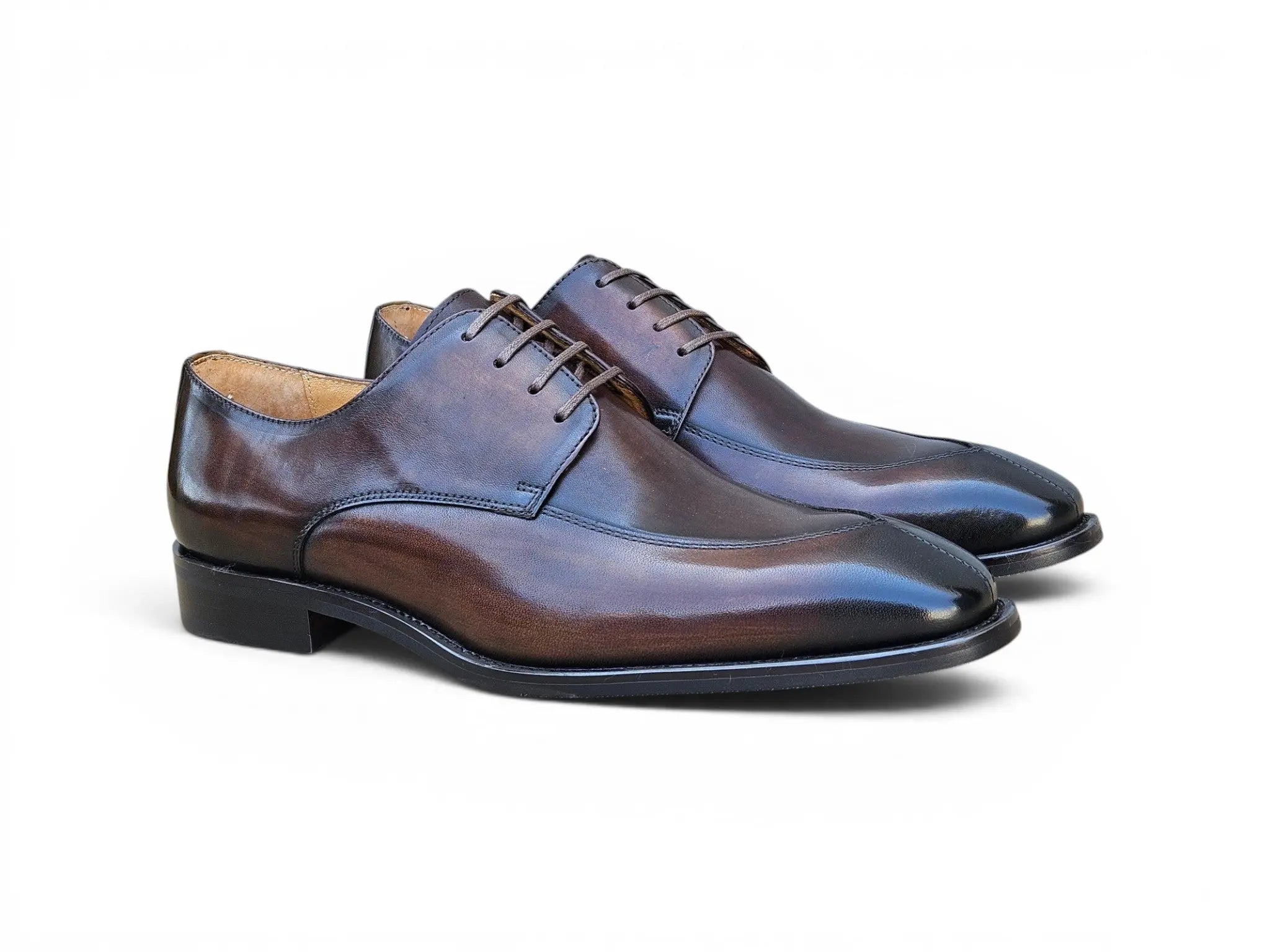 The Beaumont Split Toe Derby Carrucci Shoes