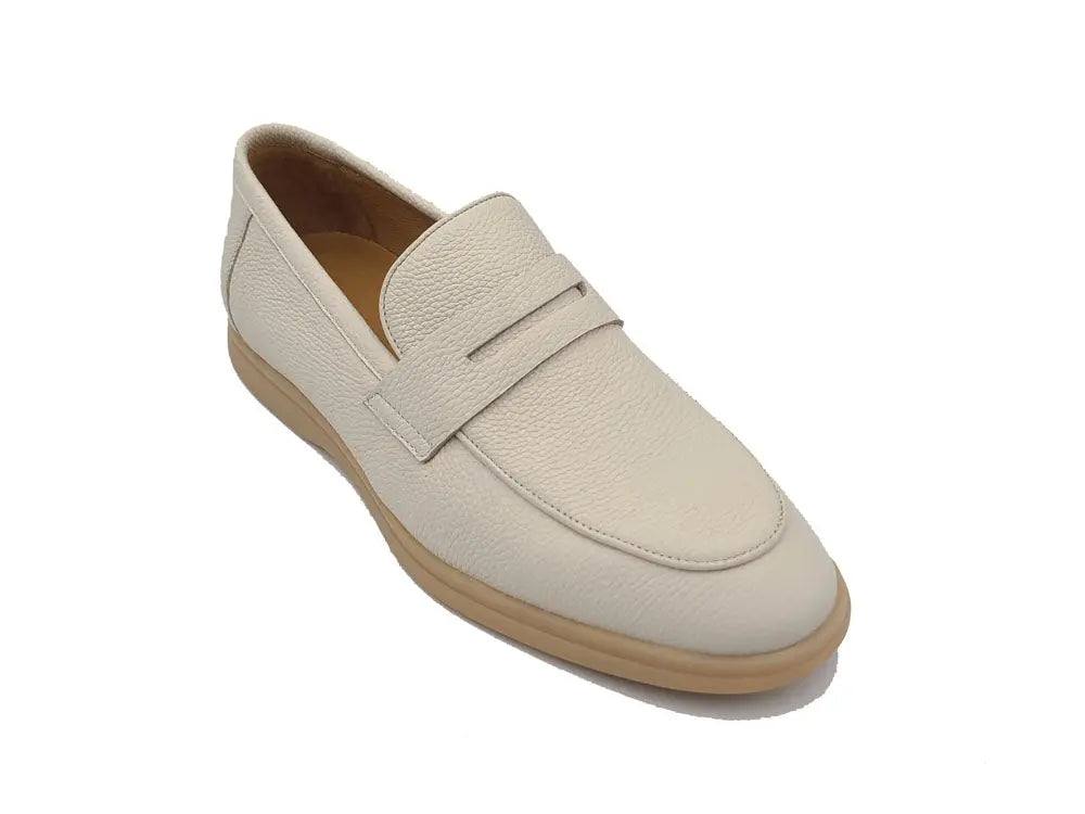 Tumble Calfskin Penny Loafer Carrucci