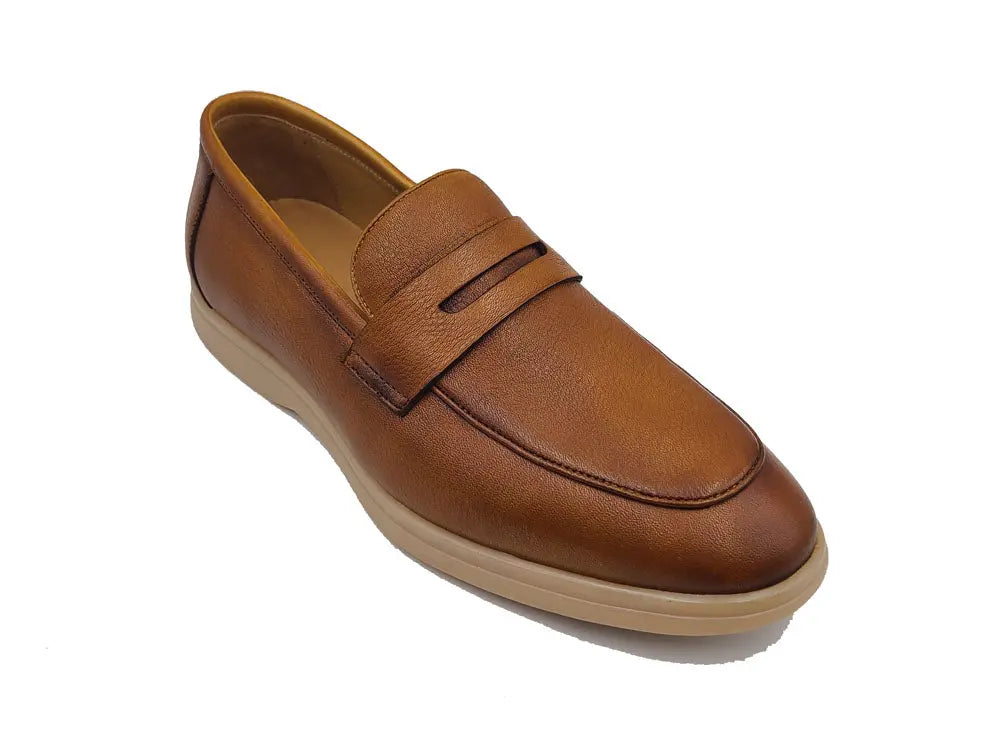 Tumble Calfskin Penny Loafer Carrucci