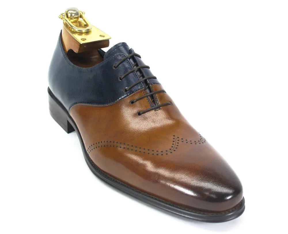 Two Tone Leather Lace-up Oxford Carrucci