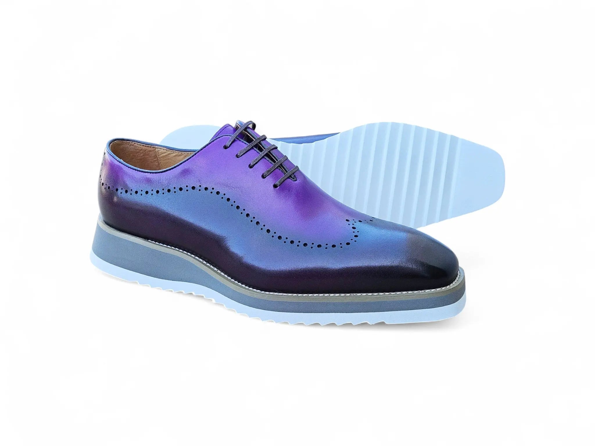 Two Tone Oxford With Lightweight Sole Carrucci