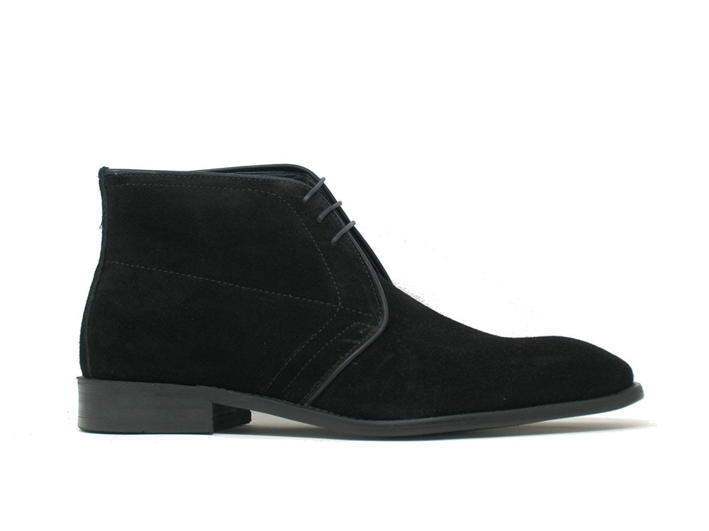 Carrucci Lace-up Suede Chukka Boot